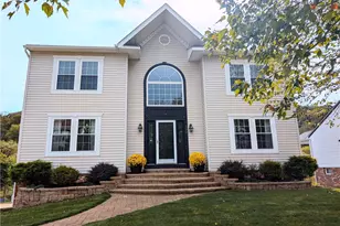 120 Windsor Ct, Cranberry Township, PA 16066 - Photo 1