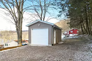 447 Lake Side Rd, Addison Boro, PA 15411 - Photo 12