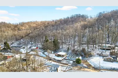 447 Lake Side Rd, Addison Boro, PA 15411 - Photo 14