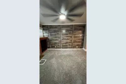 247 Cedar Ave #1, Sharon, PA 16146 - Photo 12