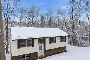 310 Bow St, Canonsburg, PA 15317 - Photo 1