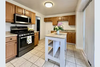 31 Beecher Ct, Allegheny Township, PA 15656 - Photo 6