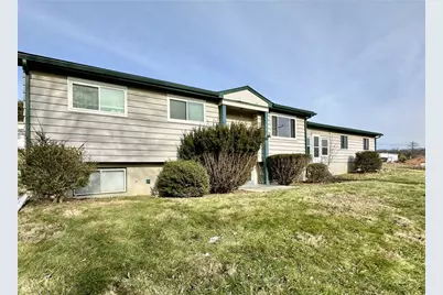 31 Beecher Ct, Allegheny Township, PA 15656 - Photo 2