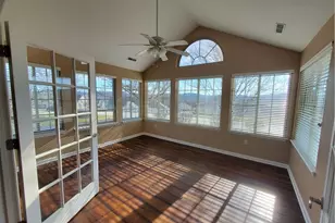 230 Glen Arden Cir, Chartiers, PA 15301 - Photo 8