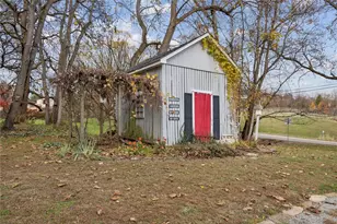 3024 Hyland Rd, Penn Twp, PA 15642 - Photo 6