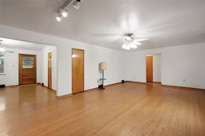 112 Washington Ave, Midway, PA 15060 - Photo 10