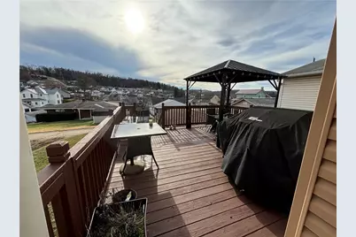 702 Speer St, Belle Vernon, PA 15012 - Photo 24