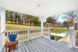 660 Circle Dr, Rostraver, PA 15012 - Photo 4