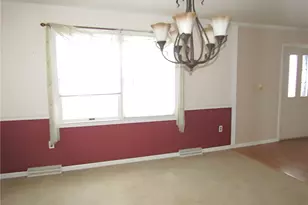 165 Oakdale Dr, Zelienople, PA 16063 - Photo 12