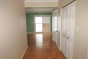 165 Oakdale Dr, Zelienople, PA 16063 - Photo 6