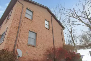 165 Oakdale Dr, Zelienople, PA 16063 - Photo 4