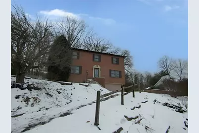 165 Oakdale Dr, Zelienople, PA 16063 - Photo 2