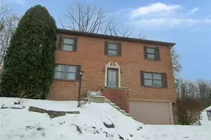 165 Oakdale Dr, Zelienople, PA 16063 - Photo 1