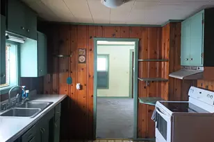 35 Sherrard Ave, Hempfield Township, PA 16125 - Photo 8