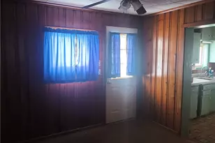 35 Sherrard Ave, Hempfield Township, PA 16125 - Photo 4