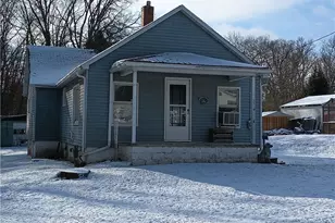 35 Sherrard Ave, Hempfield Township, PA 16125 - Photo 2