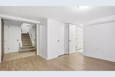 424 S Pacific Ave, Friendship Park, PA 15224 - Photo 38