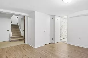 424 S Pacific Ave, Friendship Park, PA 15224 - Photo 38