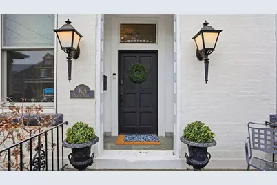 424 S Pacific Ave, Friendship Park, PA 15224 - Photo 2