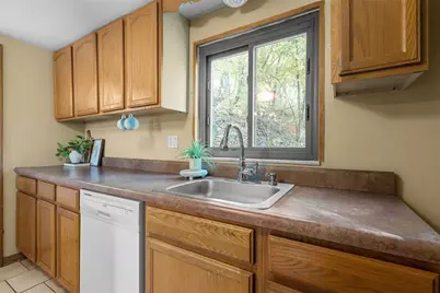 1670 Breining St, Pittsburgh, PA 15234 - Photo 14