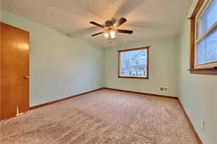 421 S Main St, Greenville Boro, PA 16125 - Photo 8