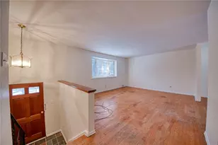 2962 Manorview Cir, Hampton, PA 15101 - Photo 4