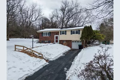 2962 Manorview Circle, Hampton, PA 15101 - Photo 2