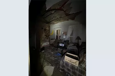 627 Chester Ave, Pittsburgh, PA 15214 - Photo 6