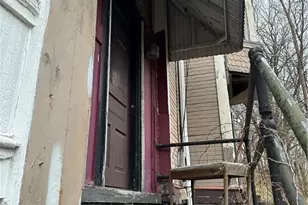 627 Chester Ave, Pittsburgh, PA 15214 - Photo 16