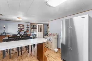 2 Lakeside Dr, Evans City, PA 16033 - Photo 10