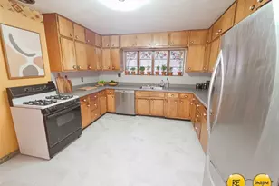 2911 Myer Blvd, McKeesport, PA 15132 - Photo 4