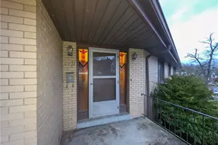 2911 Myer Blvd, McKeesport, PA 15132 - Photo 24