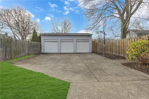 235 College Ave, Beaver, PA 15009 - Photo 34