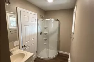 215 Martin Ave, Ellport, PA 16117 - Photo 8