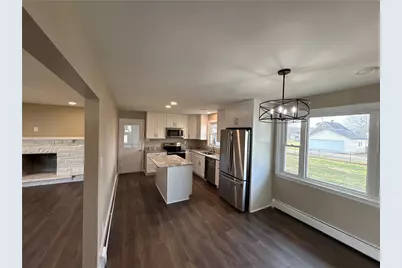 215 Martin Ave, Ellport, PA 16117 - Photo 4