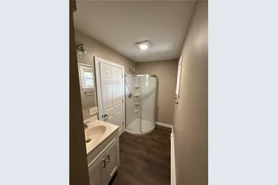 215 Martin Ave, Ellport Boro, PA 16117 - Photo 8