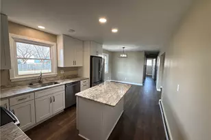 215 Martin Ave, Ellport, PA 16117 - Photo 2