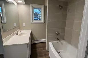 215 Martin Ave, Ellport Boro, PA 16117 - Photo 10