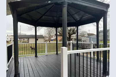 215 Martin Ave, Ellport, PA 16117 - Photo 16