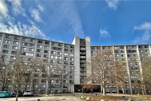 1160 Bower Hill Rd, Pittsburgh, PA 15243 - Photo 2