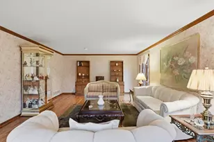 1500 Fox Chase Dr, Pittsburgh, PA 15143 - Photo 6