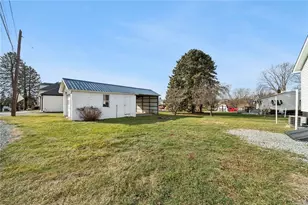 278 E Smithfield St, Mount Pleasant Township, PA 15666 - Photo 26