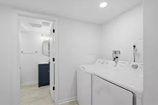 8061 Lindisfarne Dr, Pittsburgh, PA 15237 - Photo 22