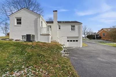 8061 Lindisfarne Dr, Pittsburgh, PA 15237 - Photo 28