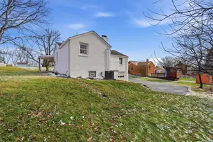 8061 Lindisfarne Dr, Pittsburgh, PA 15237 - Photo 30