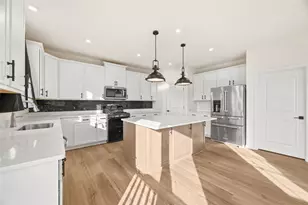 129 Fox Water Trl, Brighton Township, PA 15009 - Photo 18