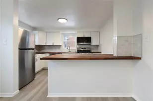 7841 Mark Dr, Verona, PA 15147 - Photo 2