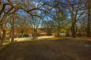 137 S Patton Dr, Moon/Crescent Twp, PA 15108 - Photo 32