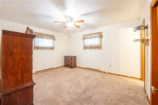 136 Joanne Dr, Latrobe, PA 15650 - Photo 18