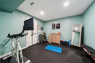 1063 Wedgewood Dr, Penn Twp, PA 15644 - Photo 28